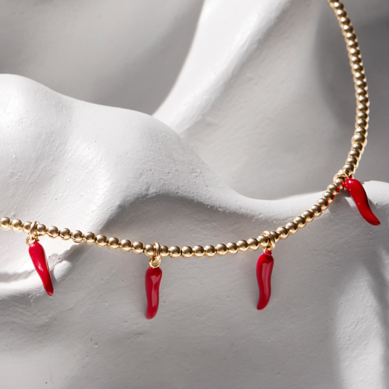 Collar Chili con 14 kilates
